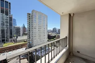 1030 N State St, Chicago, IL 60610 - Photo 19