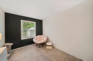 213 Lexington Dr, Bolingbrook, IL 60440 - Photo 13