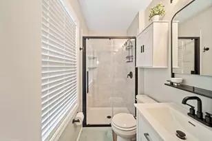213 Lexington Dr, Bolingbrook, IL 60440 - Photo 15