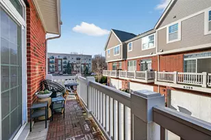 207 Capulina Ct, Morton Grove, IL 60053 - Photo 11