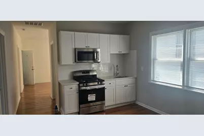 8222 S South Shore Drive #1R, Chicago, IL 60617 - Photo 3
