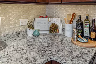 8120 Mayfield Avenue, Burbank, IL 60459 - Photo 9