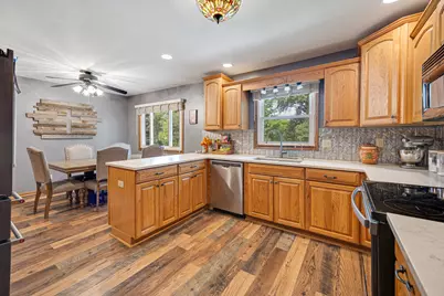1686 Valencia Drive, Rockford, IL 61108 - Photo 5