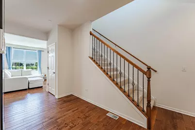 2832 Henley Lane, Naperville, IL 60540 - Photo 3