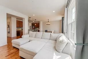 2832 Henley Ln, Naperville, IL 60540 - Photo 11