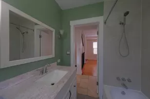 5055 N Keeler Ave, Chicago, IL 60630 - Photo 9