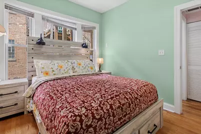 4916 N Kedzie Avenue #2W, Chicago, IL 60625 - Photo 9