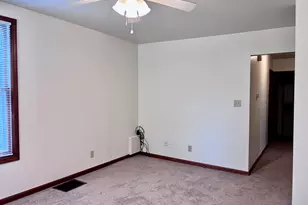 1330 N Main St, Sycamore, IL 60178 - Photo 3