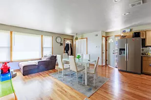 7832 Lamon Ave, Burbank, IL 60459 - Photo 5