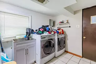7832 Lamon Ave, Burbank, IL 60459 - Photo 11