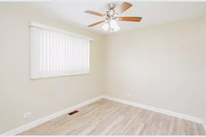 720 Durham Lane, Hoffman Estates, IL 60169 - Photo 13