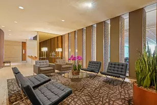6033 N Sheridan Rd, Chicago, IL 60660 - Photo 3