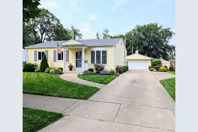 104 Forest Place, Buffalo Grove, IL 60089 - Photo 1