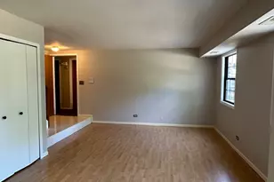1486 W Jefferson Ave, Naperville, IL 60540 - Photo 3