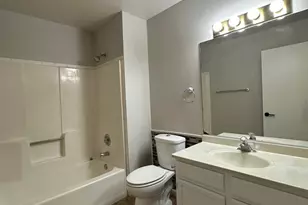 1486 W Jefferson Ave, Naperville, IL 60540 - Photo 11