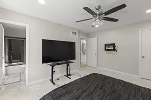 972 Westgate Dr, Aurora, IL 60506 - Photo 17
