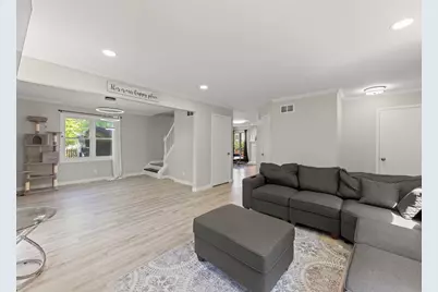972 Westgate Drive, Aurora, IL 60506 - Photo 3