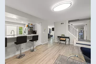 972 Westgate Drive, Aurora, IL 60506 - Photo 9