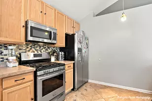 649 S Parkside Dr, Round Lake, IL 60073 - Photo 11
