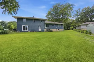 13 Timber Ridge Dr, Fairbury, IL 61739 - Photo 33