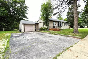1201 E Euclid Ave, Arlington Heights, IL 60004 - Photo 3