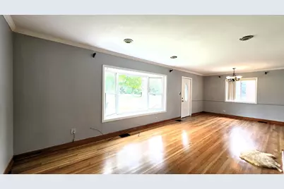 1201 E Euclid Avenue, Arlington Heights, IL 60004 - Photo 5