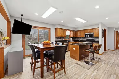 1892 Marne Road, Bolingbrook, IL 60490 - Photo 9