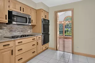 4638 Twin Lakes Ln, Long Grove, IL 60047 - Photo 11
