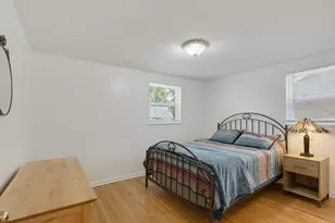 47 Hackberry Ln, Glenview, IL 60025 - Photo 11