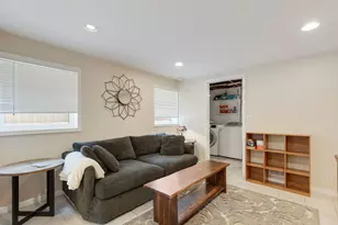 47 Hackberry Ln, Glenview, IL 60025 - Photo 19