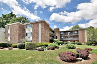 600 S York Street #2E, Elmhurst, IL 60126 - Photo 1