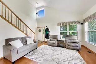 58 Rolling Oaks Rd, Sugar Grove, IL 60554 - Photo 7