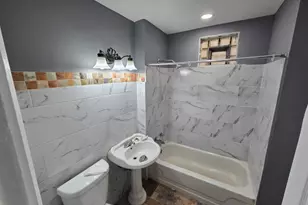3103 N Kedzie Ave, Chicago, IL 60618 - Photo 13