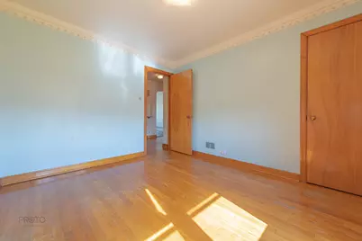 6811 S Komensky Avenue, Chicago, IL 60629 - Photo 11