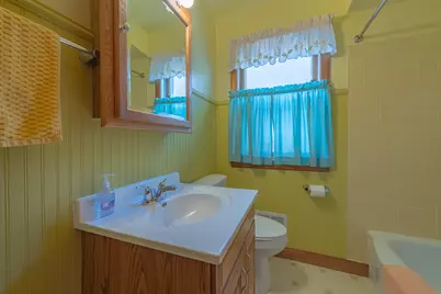 6811 S Komensky Avenue, Chicago, IL 60629 - Photo 13