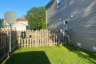 1102 Southbridge Ln, Schaumburg, IL 60194 - Photo 27