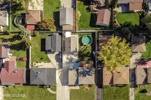 441 S Yale Ave, Addison, IL 60101 - Photo 21
