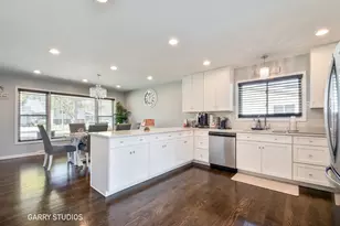 441 S Yale Ave, Addison, IL 60101 - Photo 5