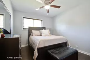 441 S Yale Ave, Addison, IL 60101 - Photo 9