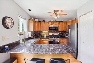6785 Nantucket Court, Gurnee, IL 60031 - Photo 5