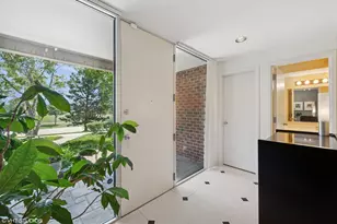 1010 Arbor Ln, Northfield, IL 60093 - Photo 3