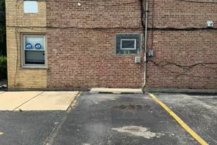 5636 W Goodman St, Chicago, IL 60630 - Photo 21