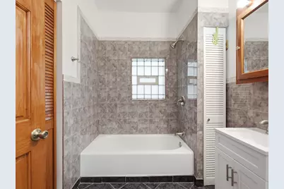 3408 N Springfield Avenue #2, Chicago, IL 60618 - Photo 11