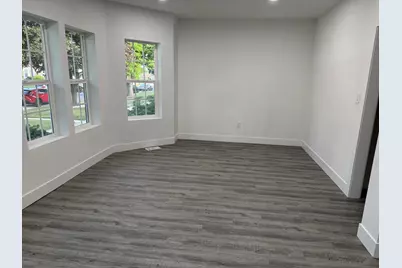 8232 S Calumet Avenue, Chicago, IL 60619 - Photo 5