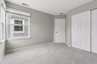 1479 Walnut Hill Ave, Saint Charles, IL 60174 - Photo 15