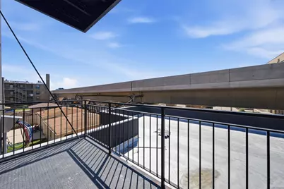 5428 N Winthrop Avenue #203, Chicago, IL 60640 - Photo 5