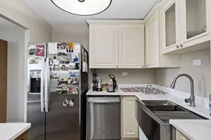 5406 S Harper Ave, Chicago, IL 60615 - Photo 9