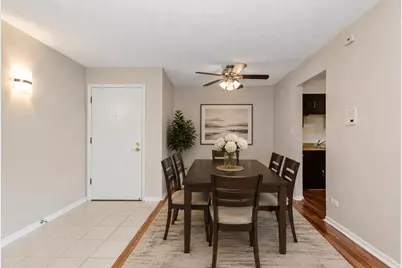 13616 Lamon Avenue #411, Crestwood, IL 60418 - Photo 3