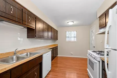 13616 Lamon Avenue #411, Crestwood, IL 60418 - Photo 11