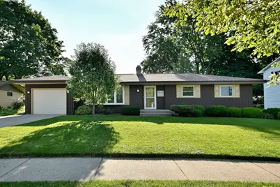 59 S Jane Drive, Elgin, IL 60123 - Photo 1